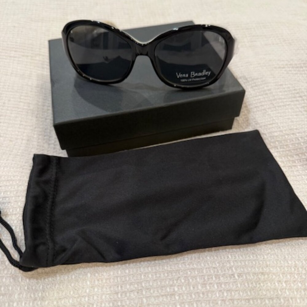 New-Unworn VERA BRADLEY 56mm Round Sunglasses -Floral - Picture 7 of 11